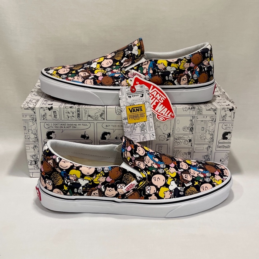 LIMITED EDITION: Vans x Peanuts “The Gang/Black” Classic Slip On Charlie Brown - Picture 1 of 9